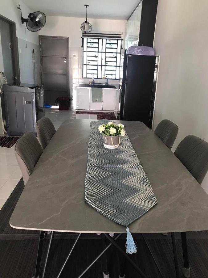 Chempaka Homestay 斯里伊斯兰德 外观 照片